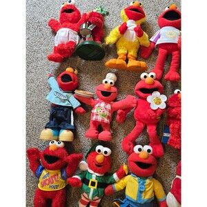 Lot Of 22 Vintage Plush Elmo Dolls